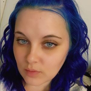 Meet your Posher, Kristin